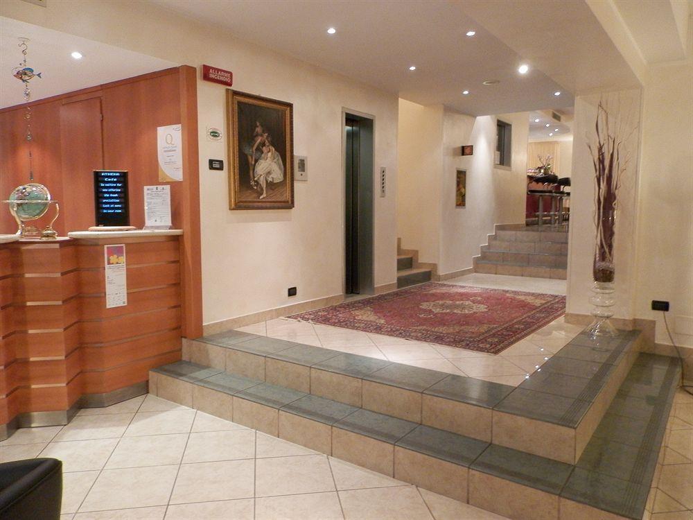 Augustus Hotel Biella Extérieur photo