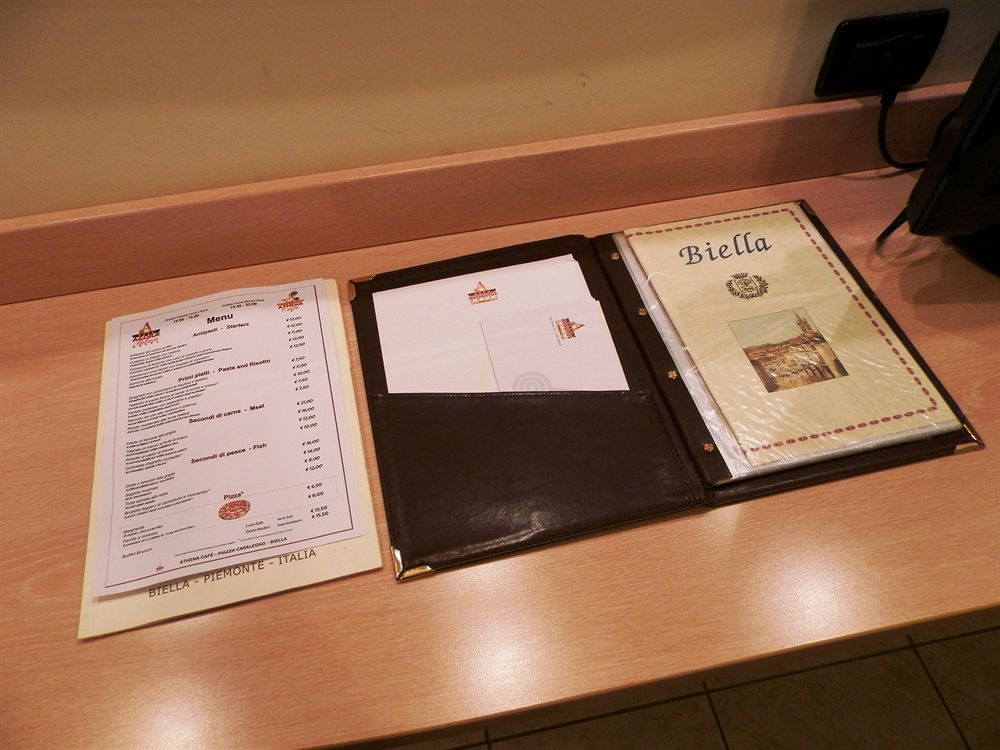 Augustus Hotel Biella Extérieur photo